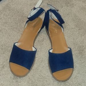 Kenneth Cole Navy Sandals